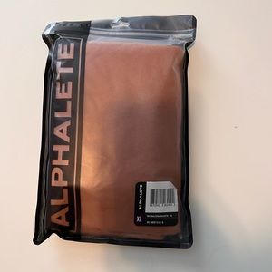 Alphalete, Mens Basic Short Sleeve T Shirt, Size XL, NEW